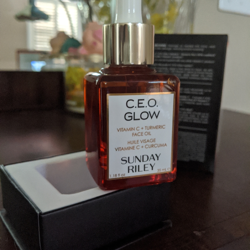 Sunday Riley CEO Glow Face Oil